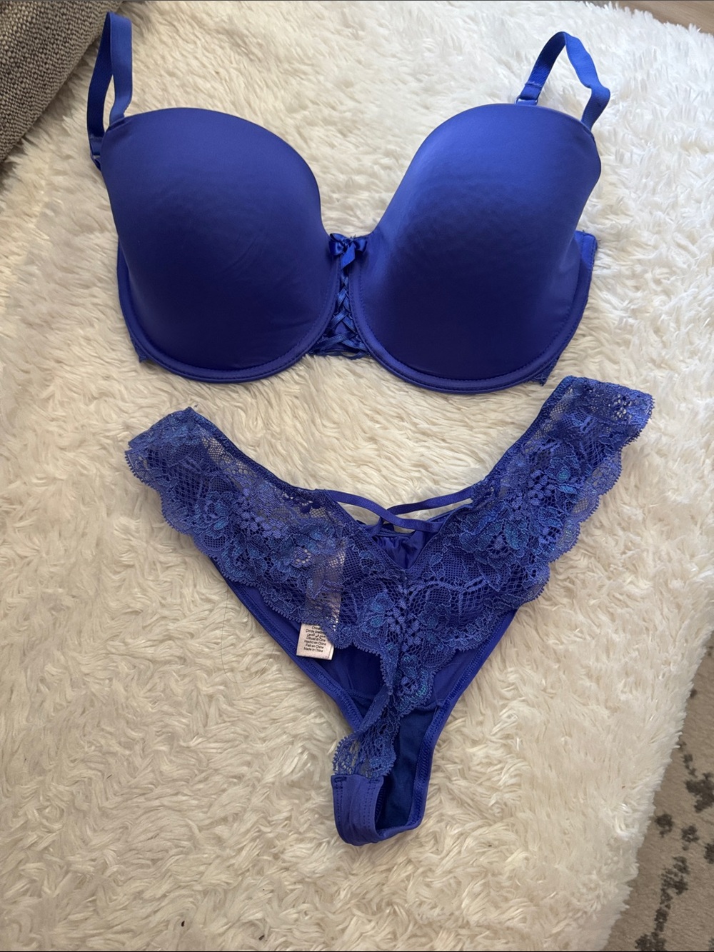 La SENZA Royal Blue Lace Push-Up Bra & Lace Thong Set